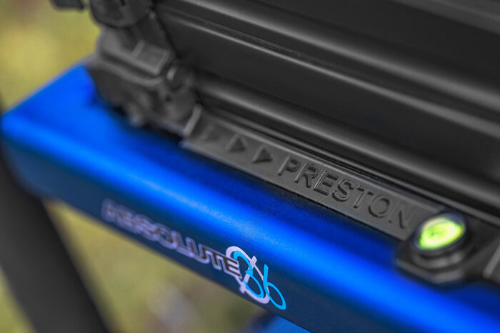 Preston Absolute 36 Seatbox Blue Edition